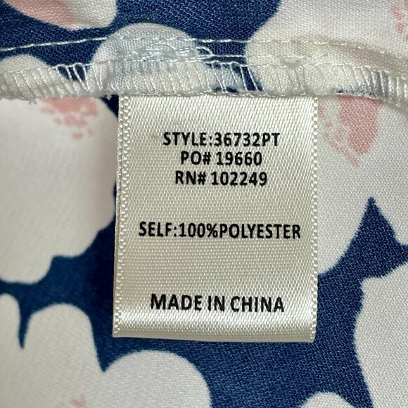 Skies Are Blue Kaulin Relaxed Floral Button Down Top White Blush Navy Print | PL - Picture 14 of 16